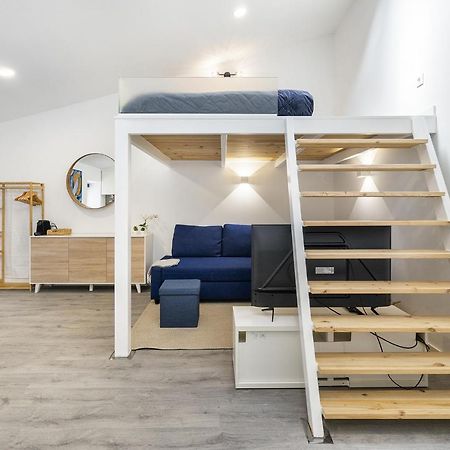 Whome Urban Escape: 1-Br W/Mezzanine Near Campo Ourique Lisboa Ngoại thất bức ảnh